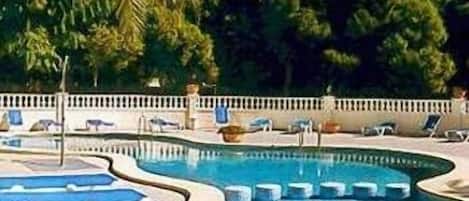 Piscina a l'aire lliure