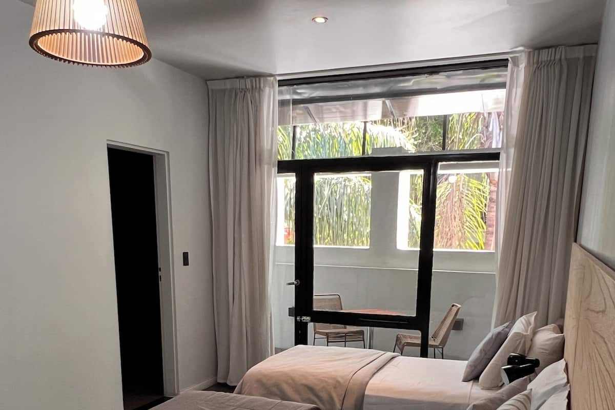 Premium bedding, down duvets, pillow-top beds, minibar