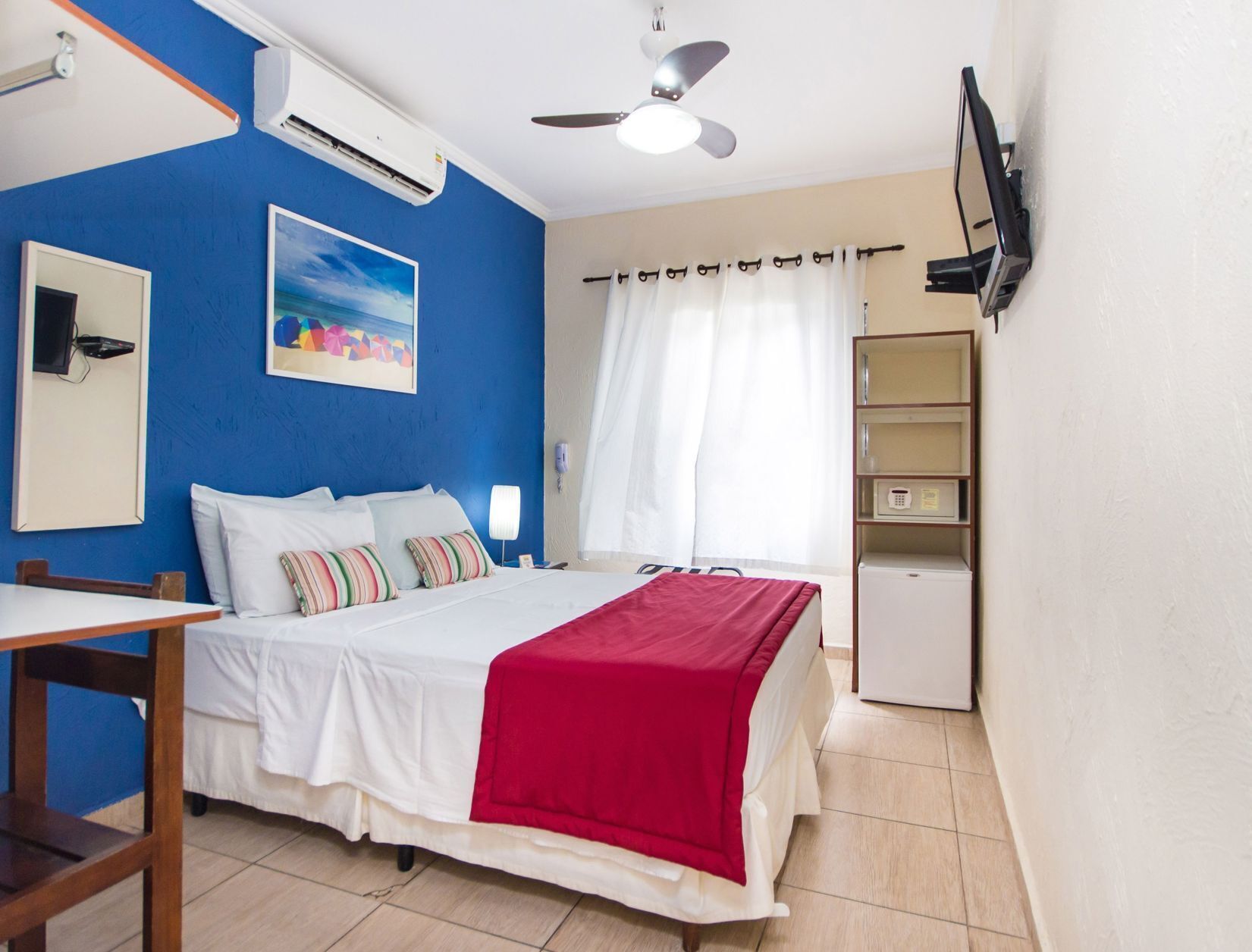 Couette en duvet, minibar, coffre-fort pour ordinateur portable
