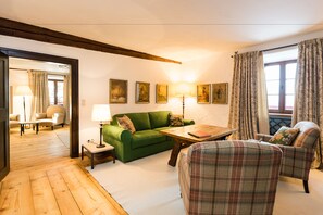 Suíte Família (Gerti von Hofmannsthal) | Roupas de cama premium, edredons de pluma, camas com colchões pillow-top