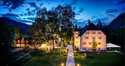 Schloss Prielau Hotel & Restaurants