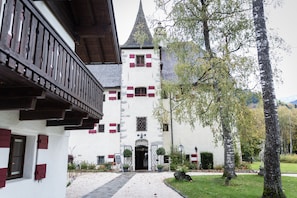 Property grounds - Schloss Prielau Hotel & Restaurants (Zell am See)