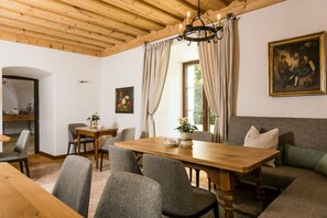 로비 좌석 공간