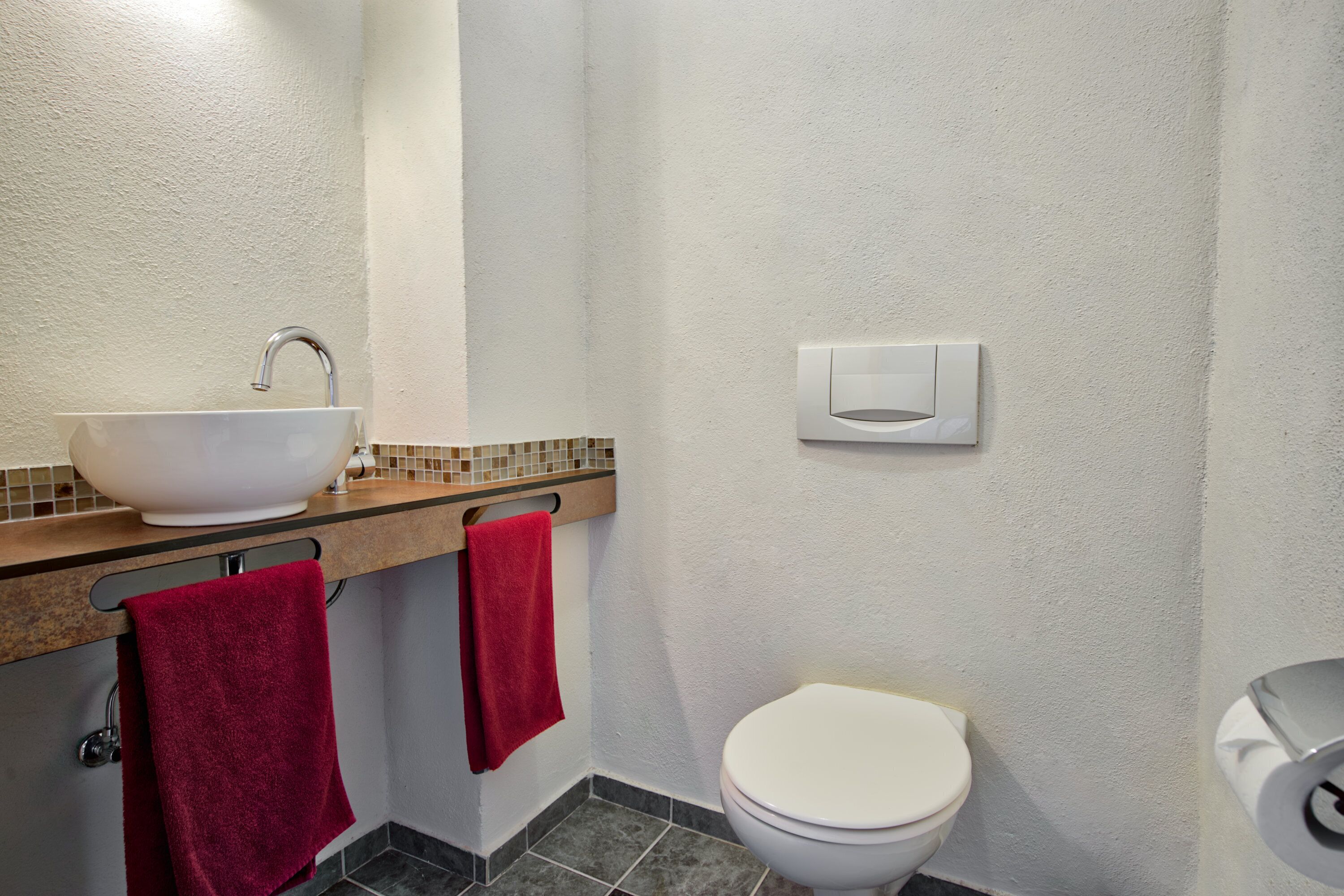 doppelzimmer | bathroom | shower, free toiletries, hair dryer, towels