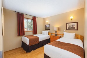 Cubrecamas, decoración personalizada y muebles diferentes 