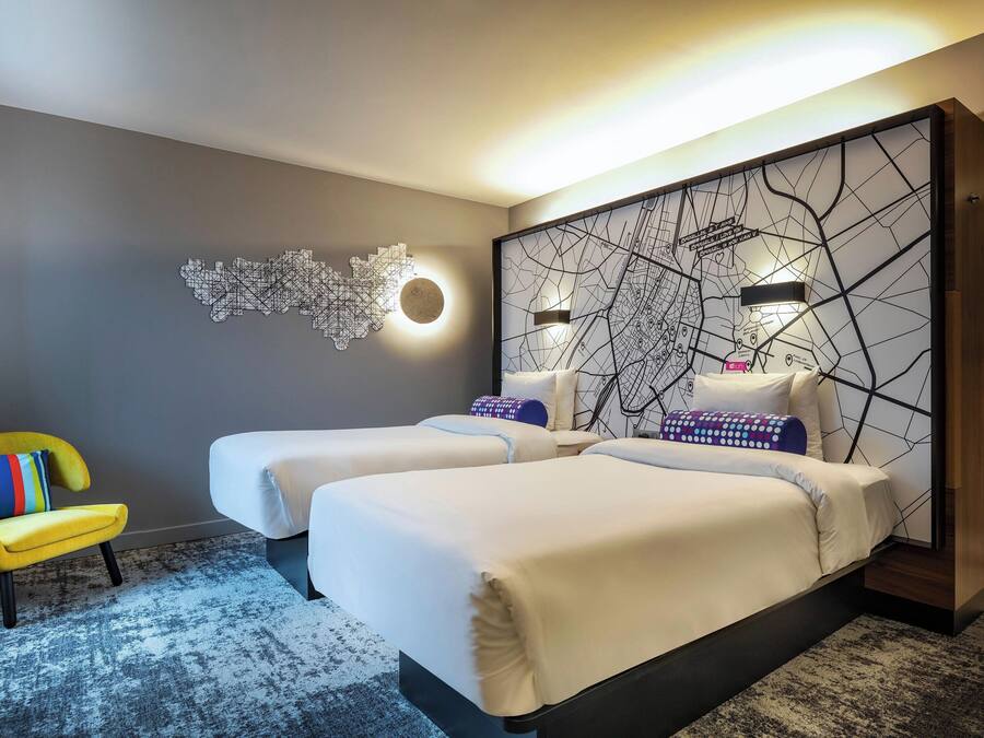 Premium bedding, in-room safe, desk, blackout curtains