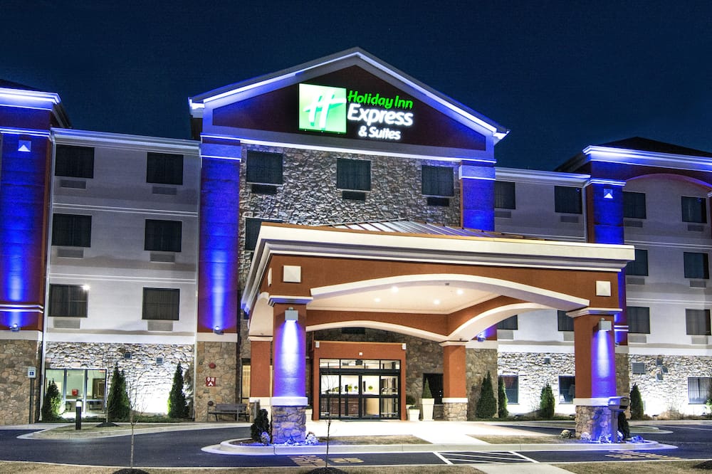 Holiday Inn Express & Suites Elkton - University Area by IHG