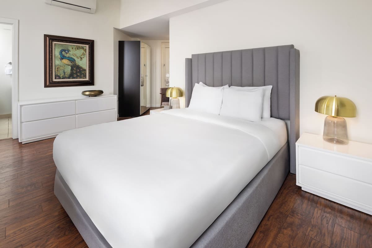 Premium bedding, free WiFi, bed sheets