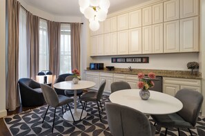 包含每日欧式早餐