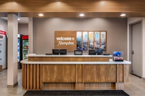 Reception - Hampton Inn & Suites Riverside/Corona East (Riverside)