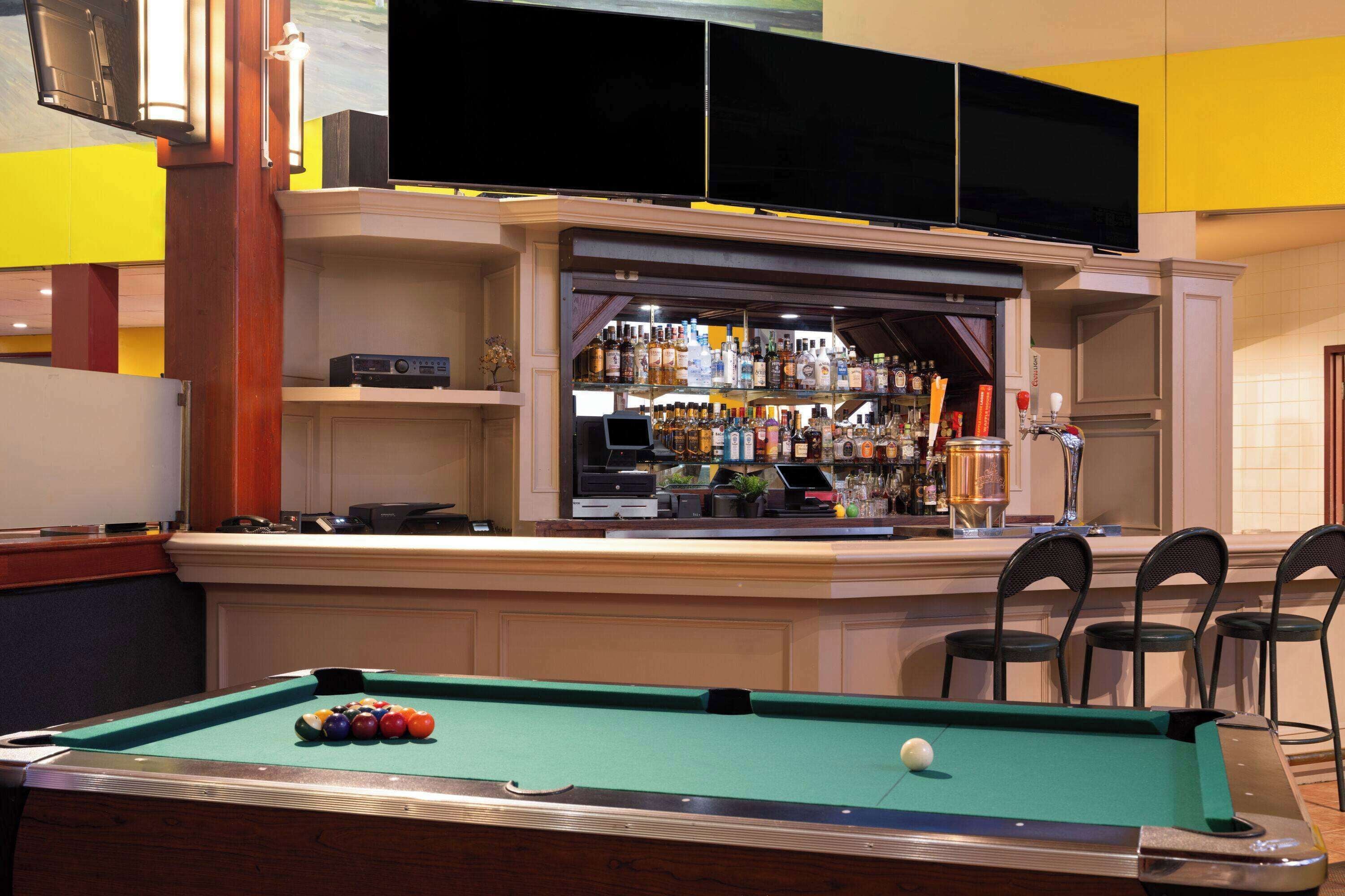 Bar (en la propiedad)