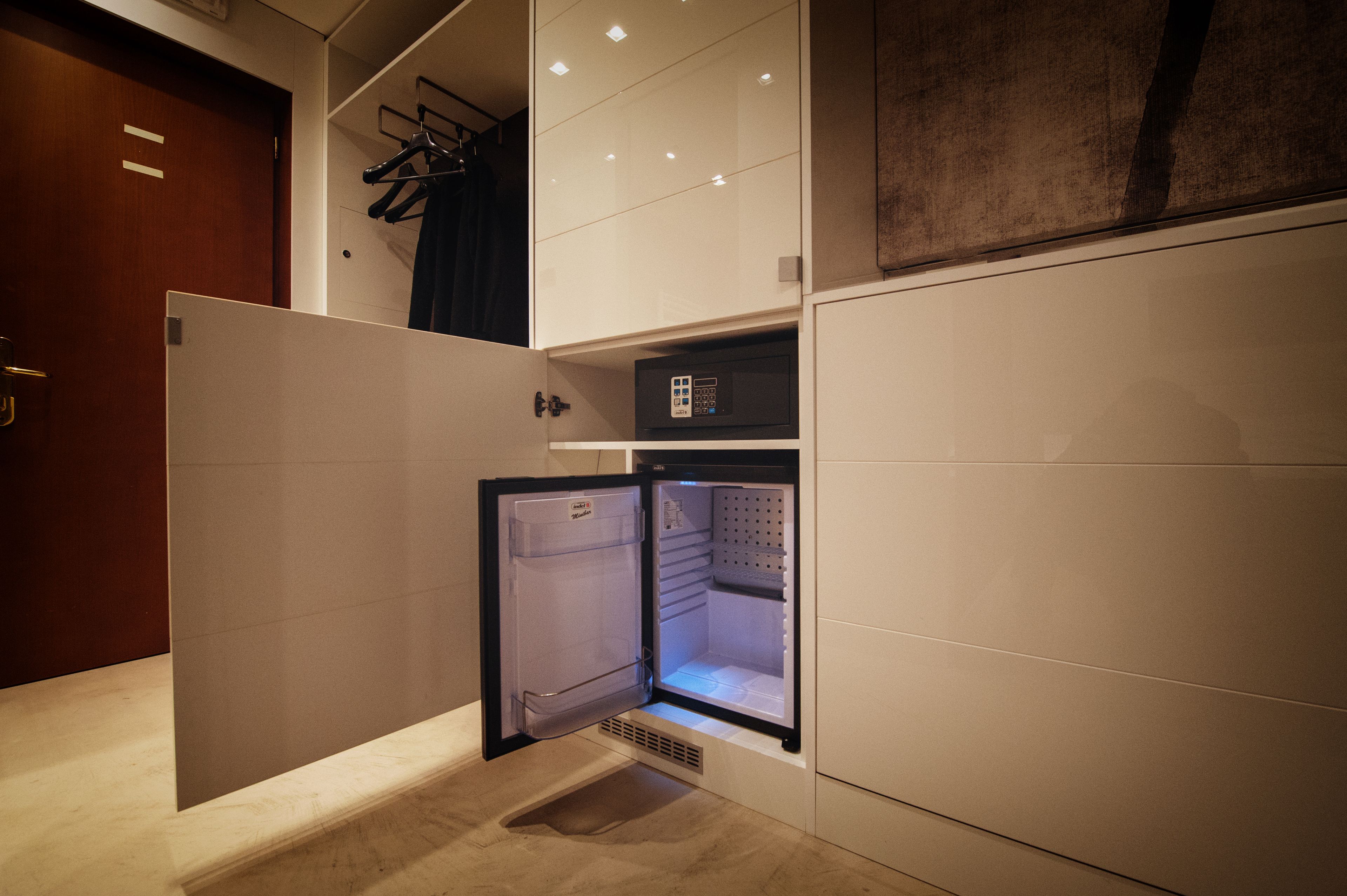 superior double room | mini fridge