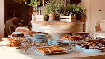 Desayuno buffet incluido todos los días