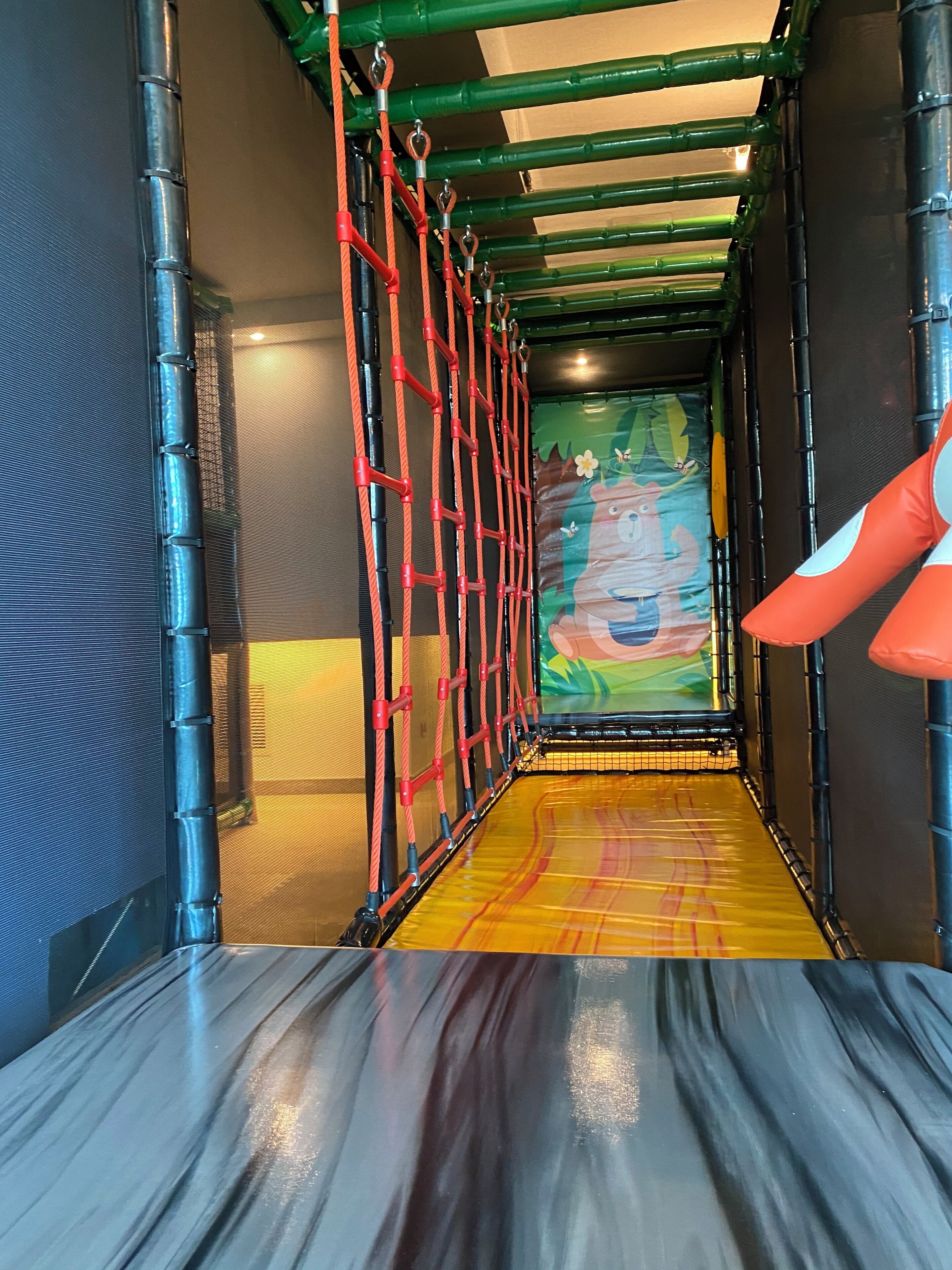 children’s play area – indoor