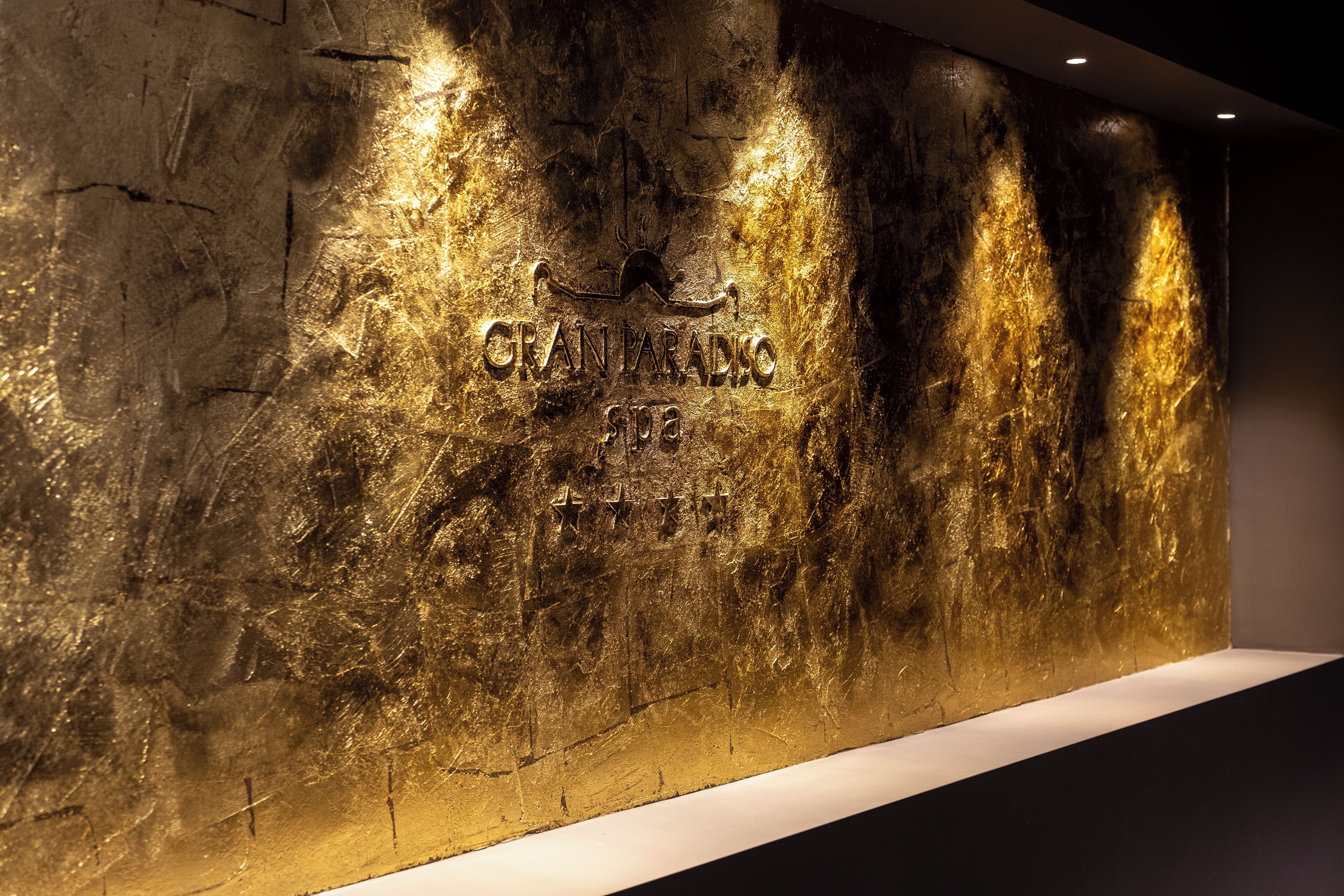 couples treatment room(s), sauna, hot tub, steam room