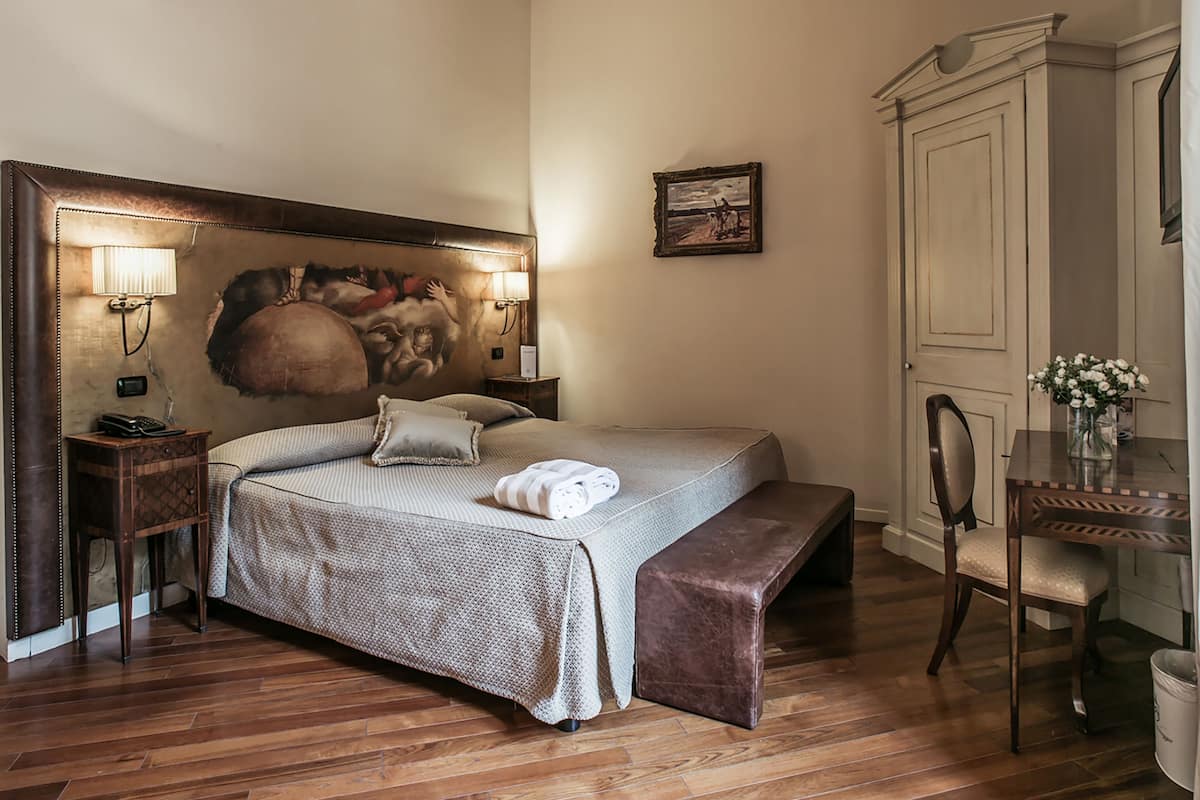 Classic Double Room (SPA Access Included) | 1 bedroom, in-room safe, desk, soundproofing