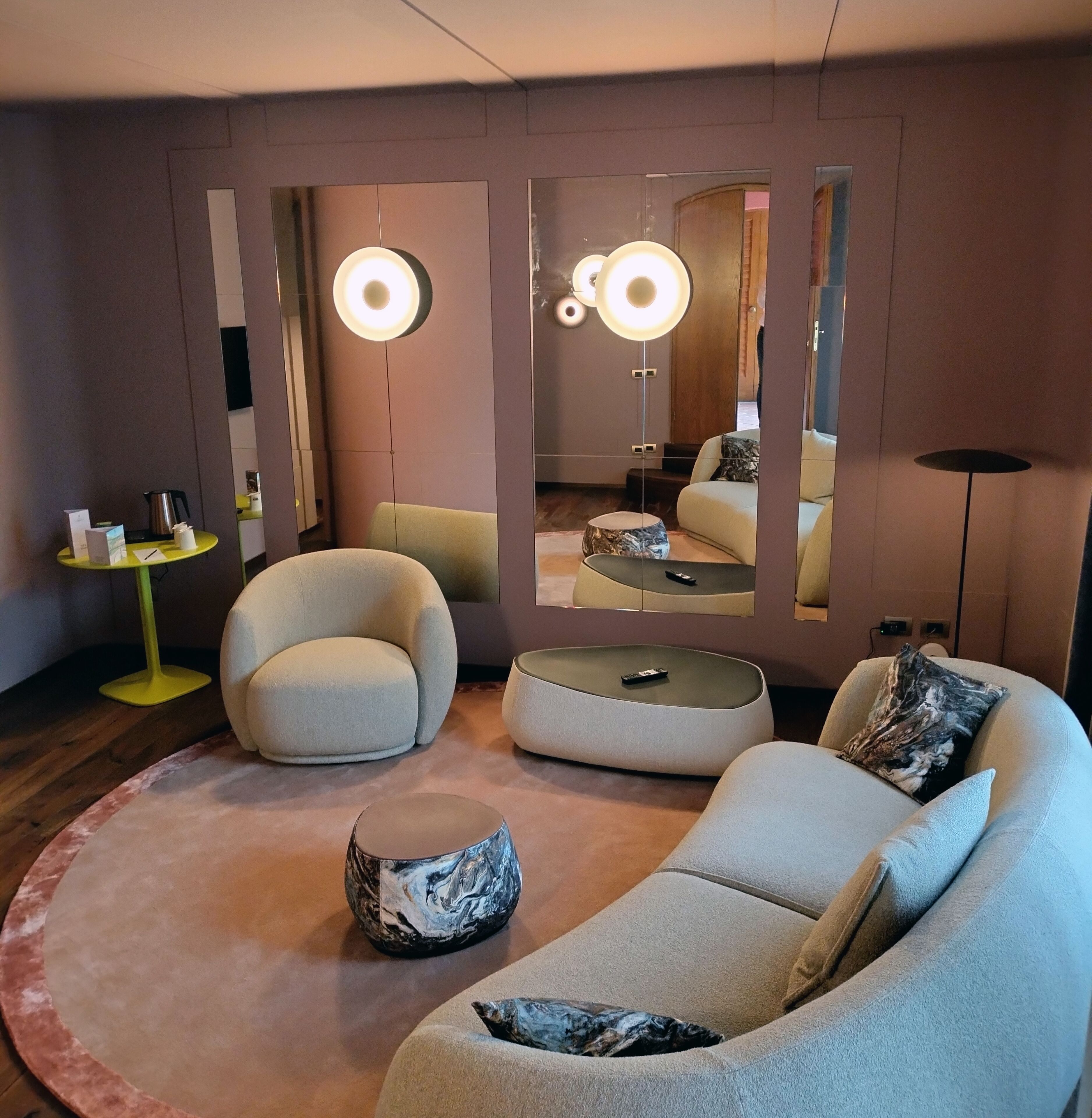 deluxe suite, 1 bedroom (spa access included) | 1 bedroom, in-room safe, desk, soundproofing