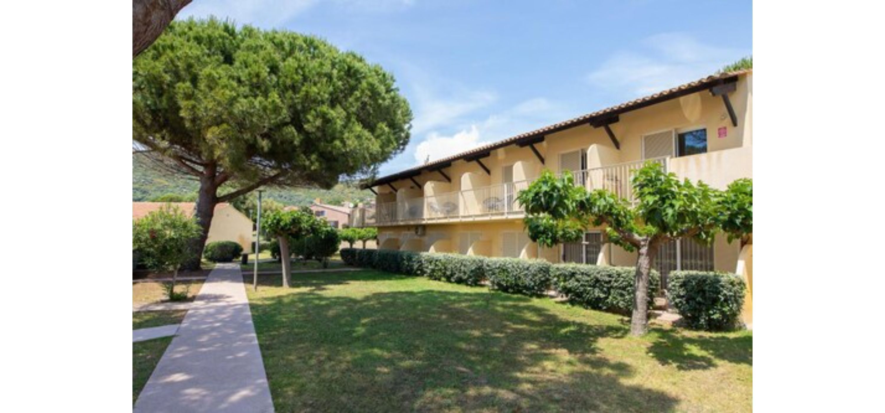 Foto - Hôtel-Restaurant Marina Di Lava - Grand Ajaccio