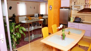 Coffee/tea maker, refrigerator (on request), microwave (on request) - Guest House LT (Kaunas)