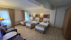 Minibar, in-room safe, soundproofing, free WiFi - Hotel Baylan Izmir (Izmir)