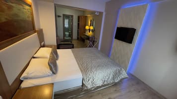 Minibar, coffres-forts dans les chambres, chambres insonorisées