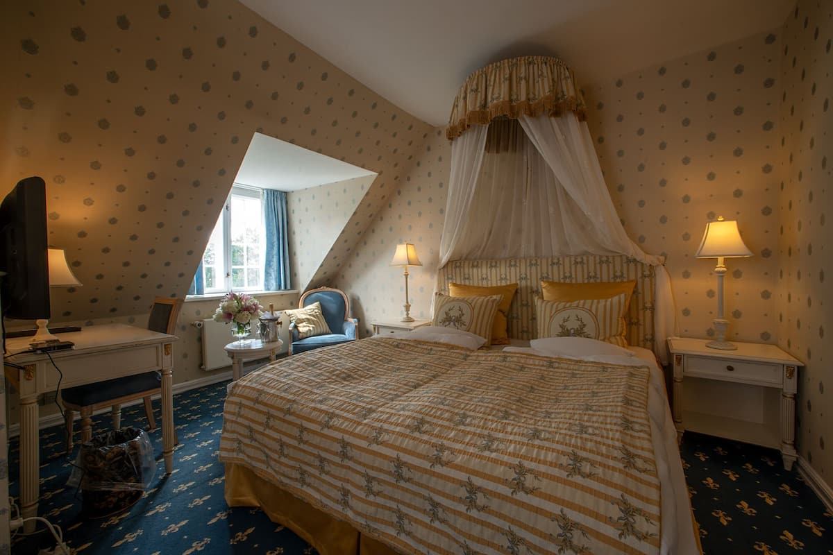 Junior-Doppelzimmer (Brudeværelse) | Blick auf den Garten