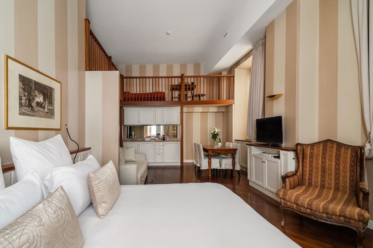 Maisonnette | 1 slaapkamer, luxe beddengoed, een minibar, een kluis op de kamer