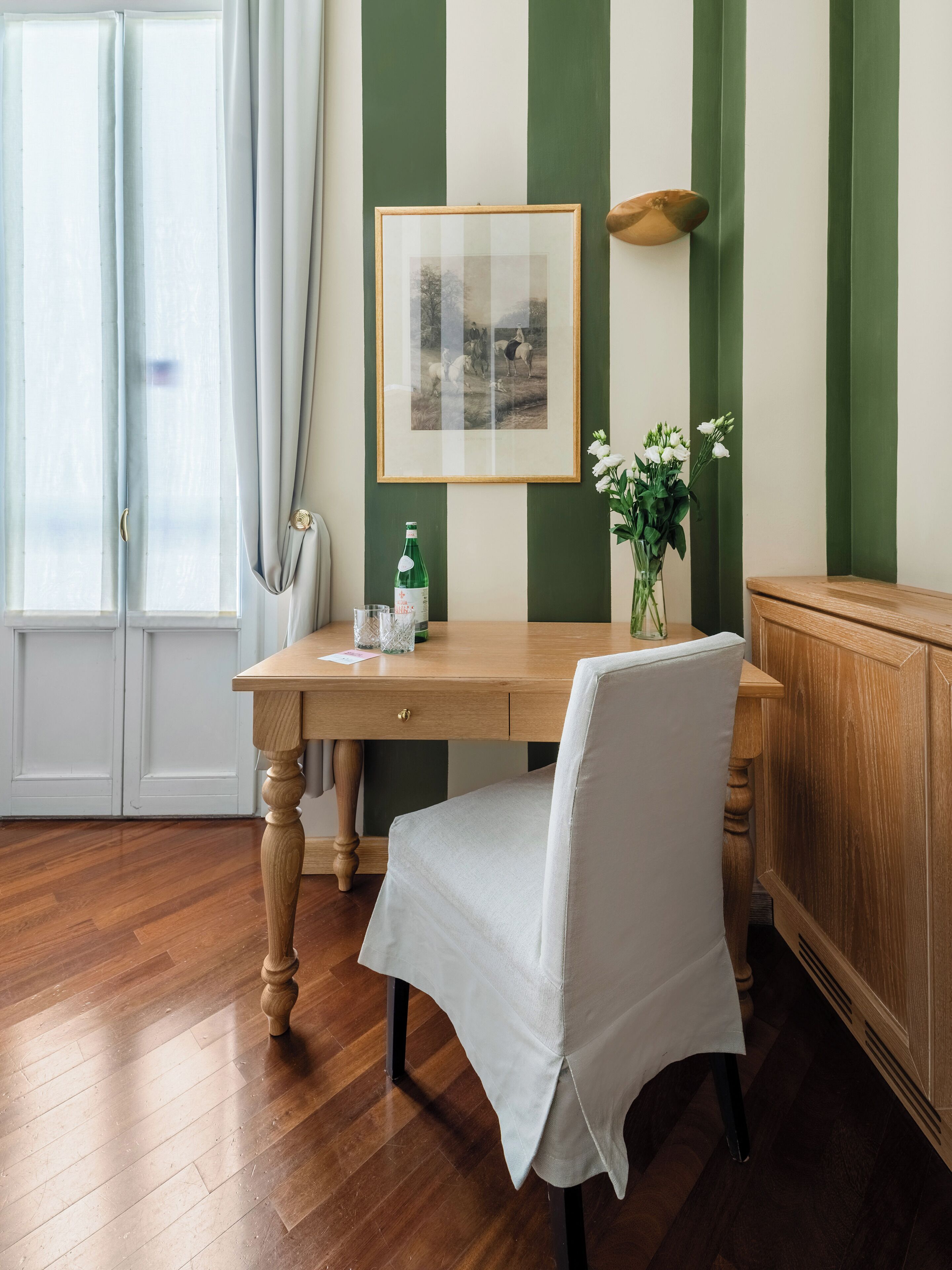 Photo - Numa Milan Camperio