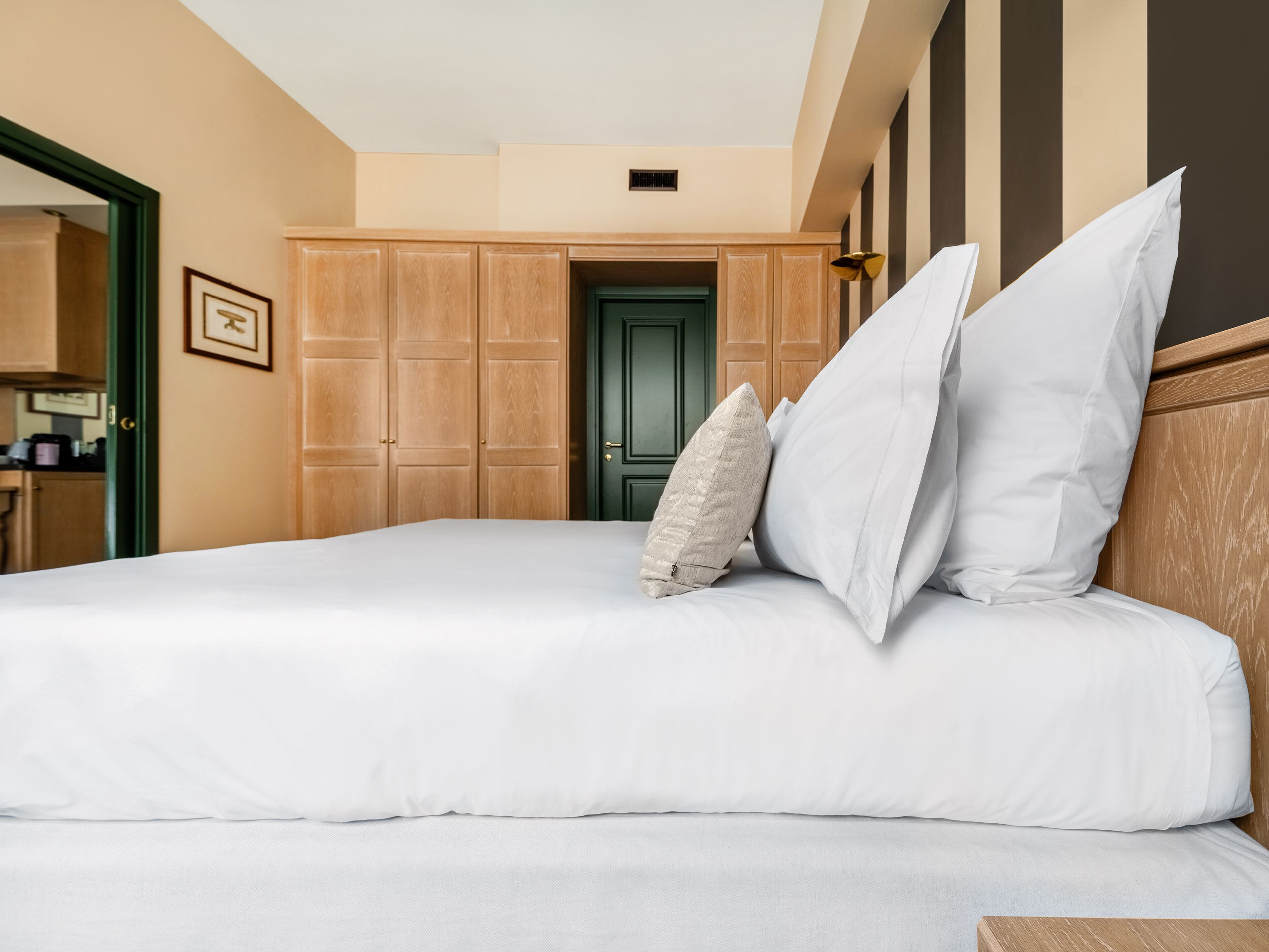 Photo - Numa Milan Camperio