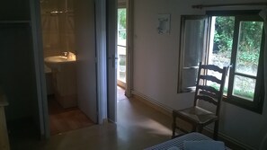 Articles de toilette gratuits, sèche-cheveux