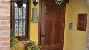 Entrada al alojamiento