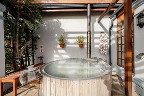 Wood Fired Hot Tub Romantic Room 2 | Terrasse/Patio