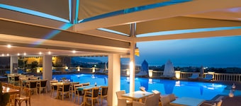 Notos Heights Hotel & Suites