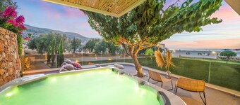 Notos Heights Hotel & Suites