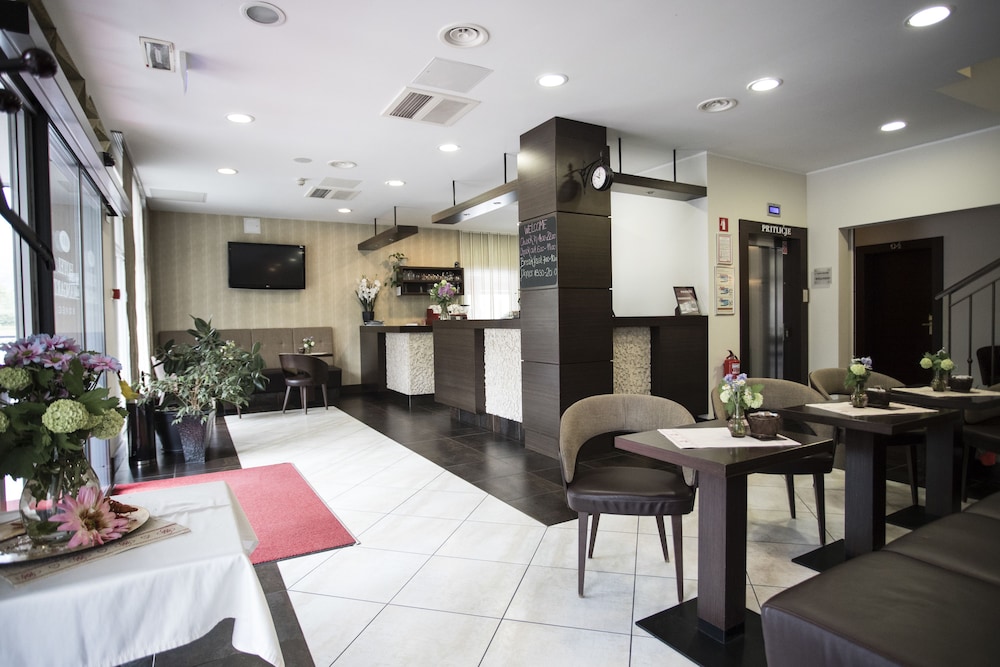 Hotel Mangart Bovec by null