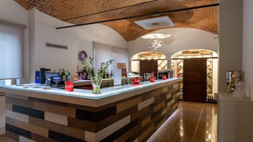 酒吧(店内)