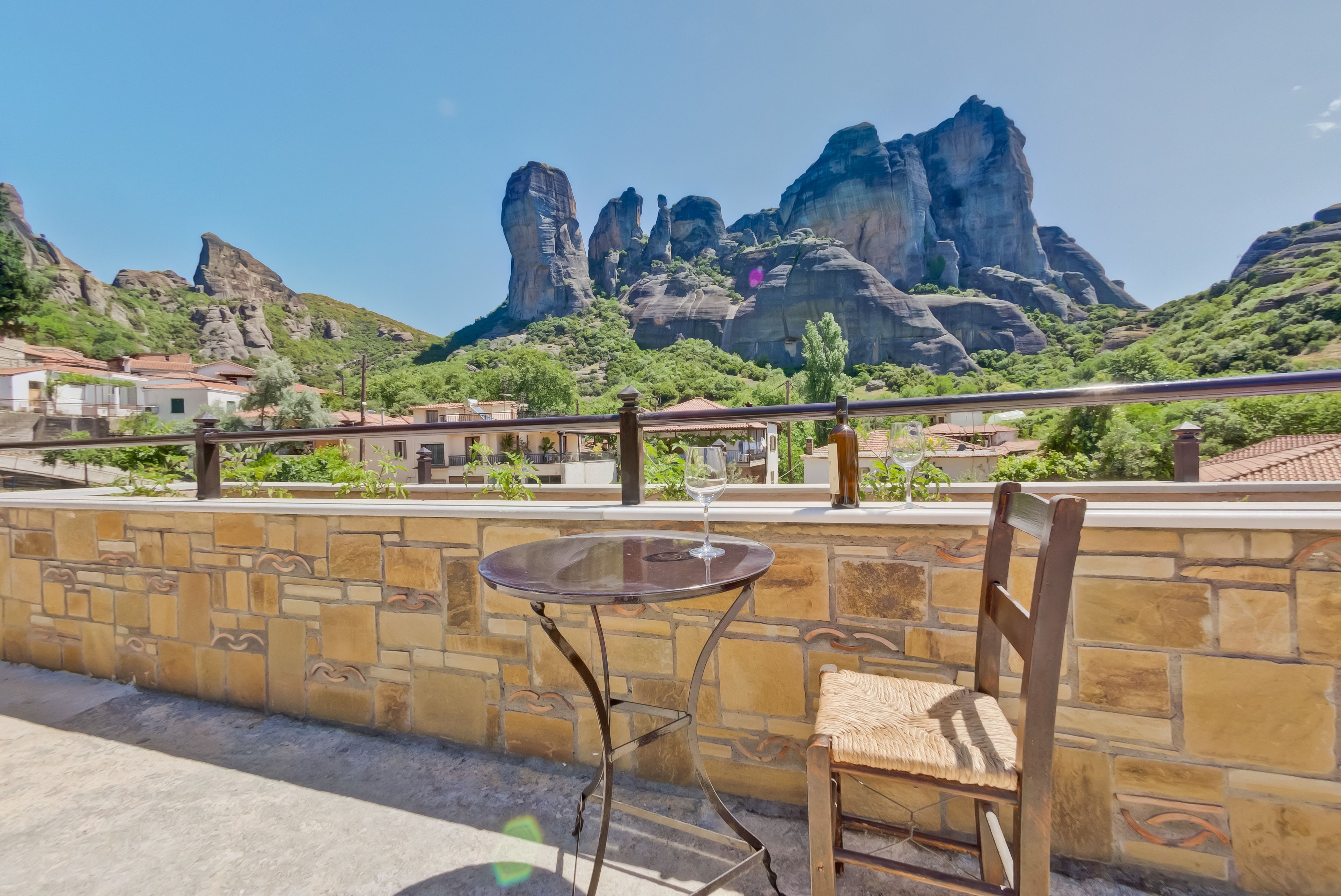 غرفة رباعية - بشرفة (Meteora View) | شرفة/رواق