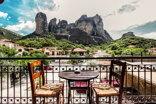 Chambre Double, balcon (Meteora View) | Vue sur les montagnes