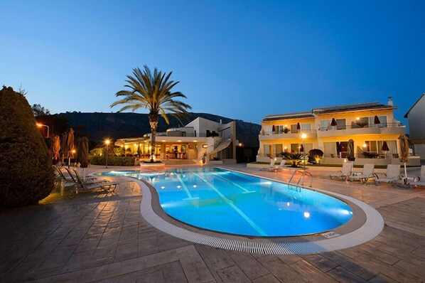 Front of property – evening/night