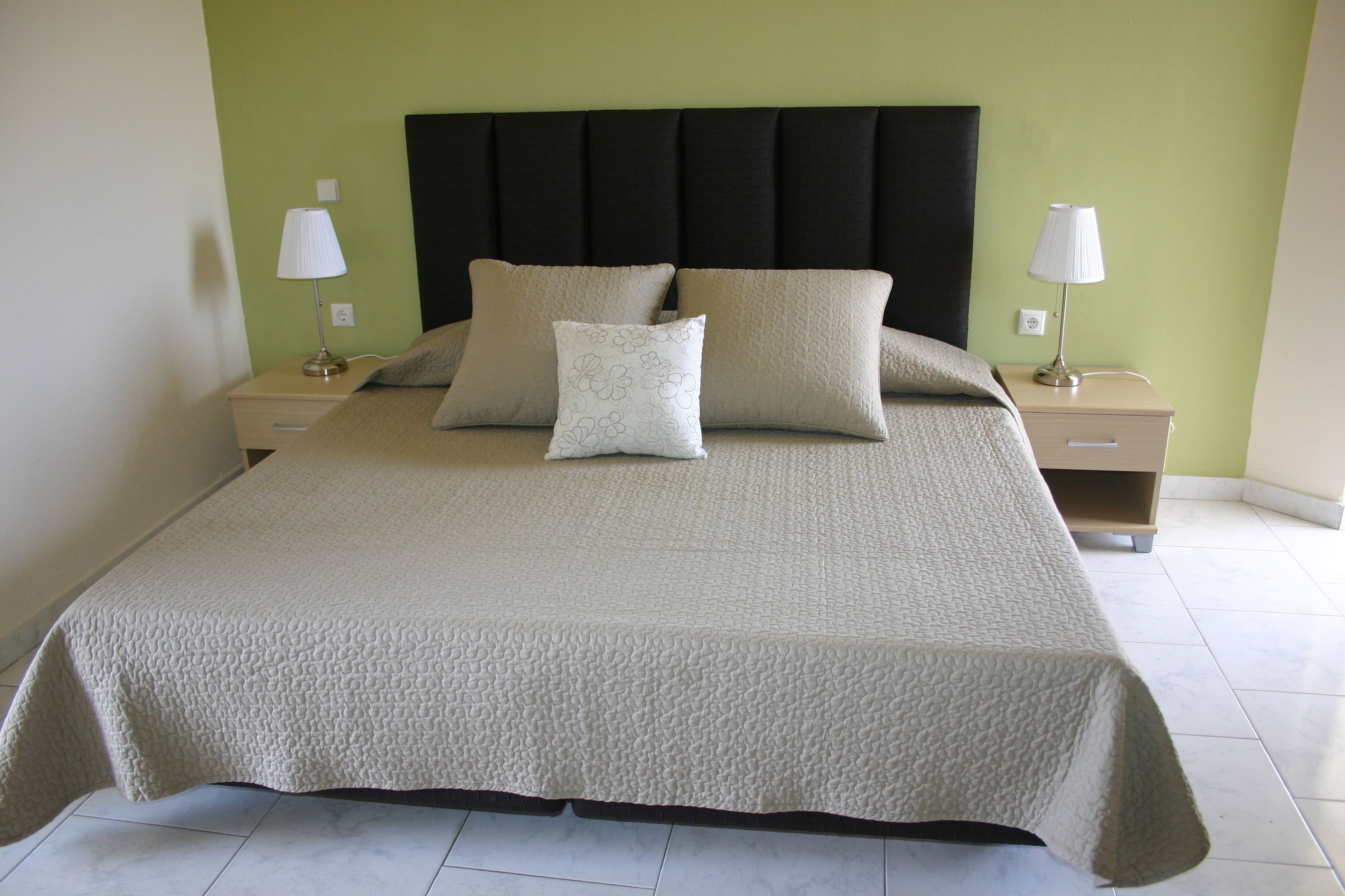 in-room safe, desk, soundproofing, iron/ironing board