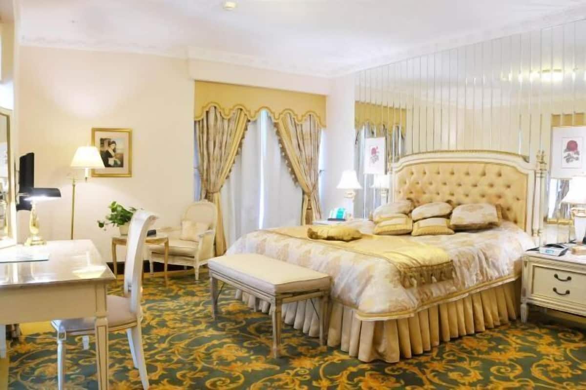1 slaapkamer, luxe beddengoed, een minibar, een kluis op de kamer