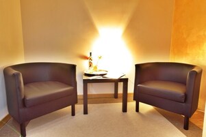 15-inch flat-screen TV with digital channels, TV