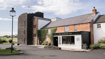 ด้านหน้าที่พัก