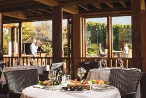 Café da manhã, almoço e jantar