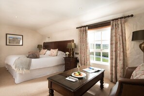 Deluxe Room, Private Bathroom | Hypo-allergenic bedding, in-room safe, individually decorated - The Bushmills Inn (Bushmills)