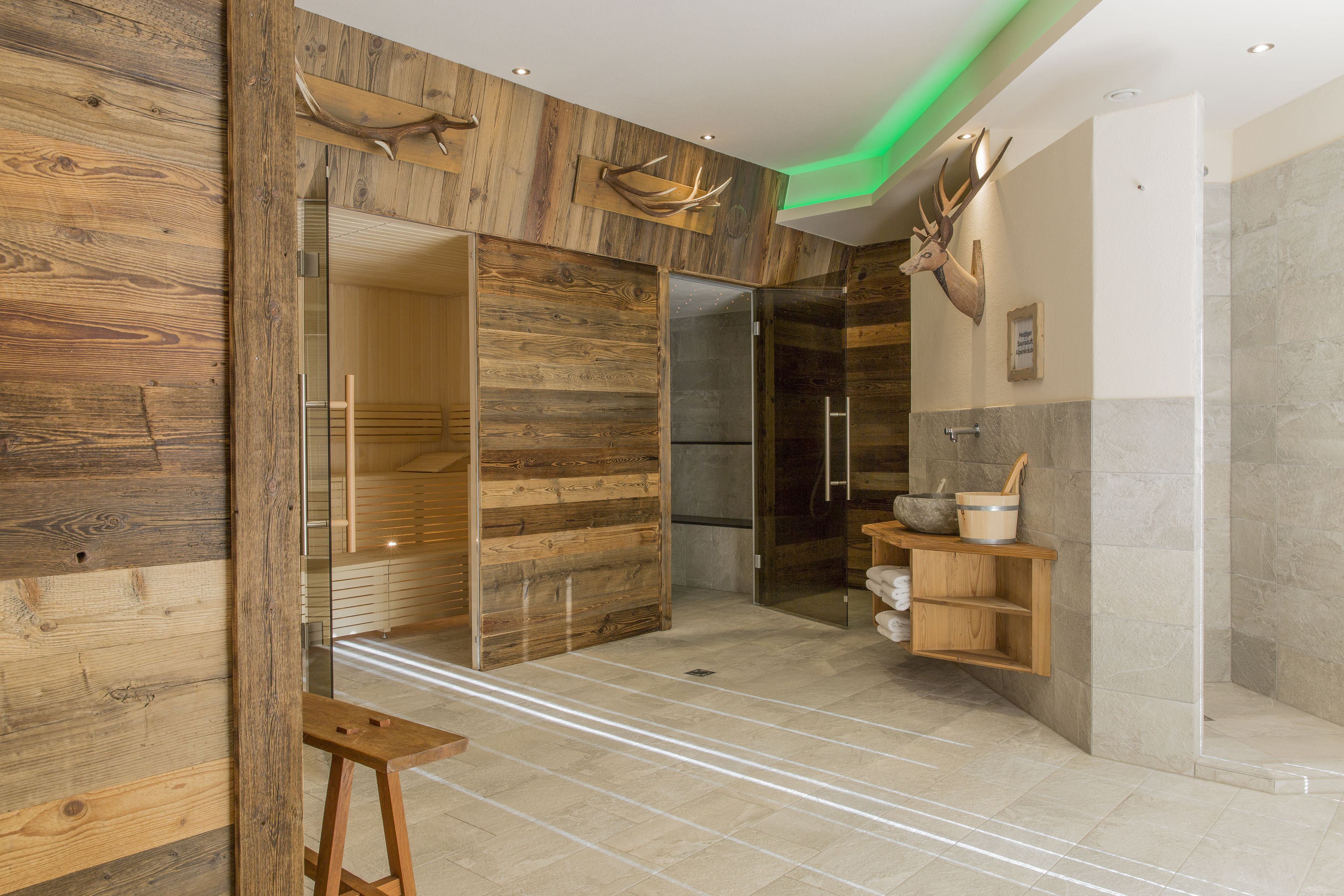 swedish massages, sports massages, 1 treatment room, massages