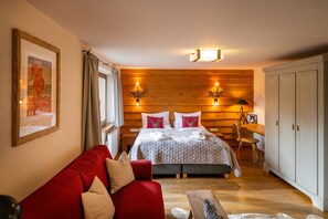 Suite | Premium bedding, in-room safe, iron/ironing board (on request) - Oasis Princess Bergfrieden  (Seefeld in Tirol)