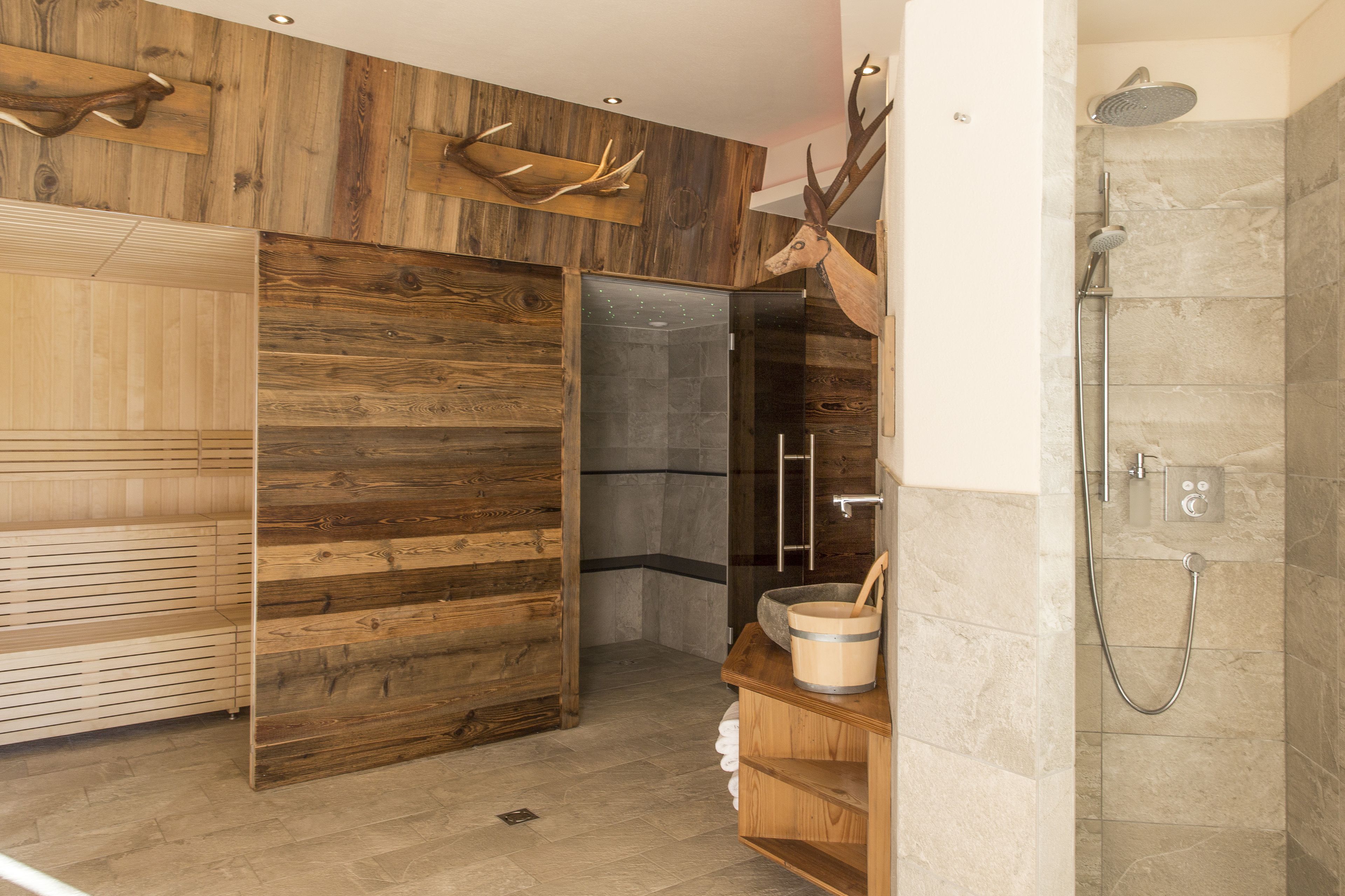 swedish massages, sports massages, 1 treatment room, massages