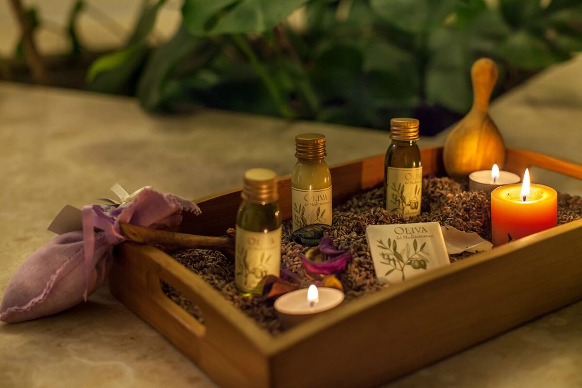 couples treatment room(s), body treatments, aromatherapy