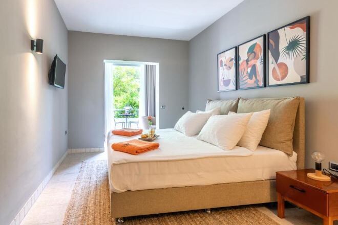 Premium bedding, Select Comfort beds, minibar, in-room safe